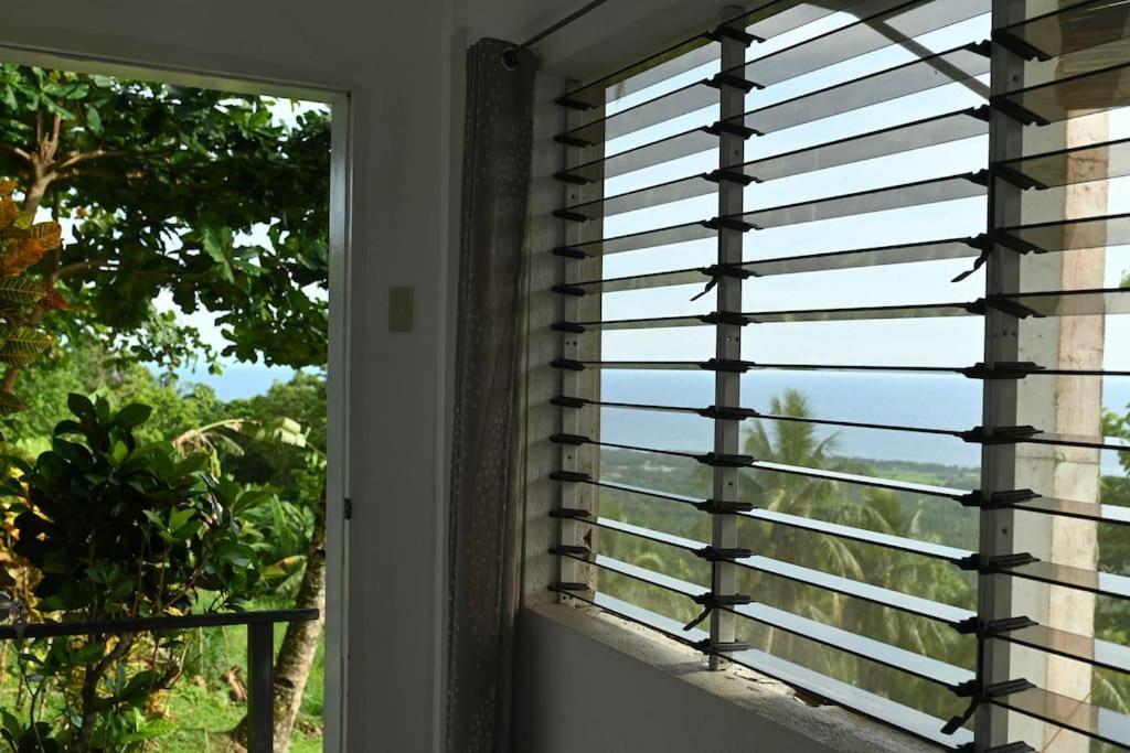The Balcony Of The Camiguin Island Apartamento Mambajao Exterior foto