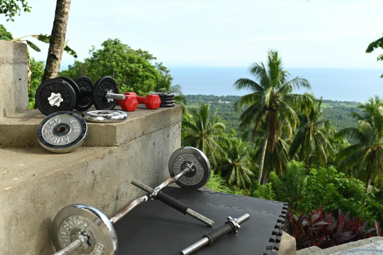 The Balcony Of The Camiguin Island Apartamento Mambajao Exterior foto